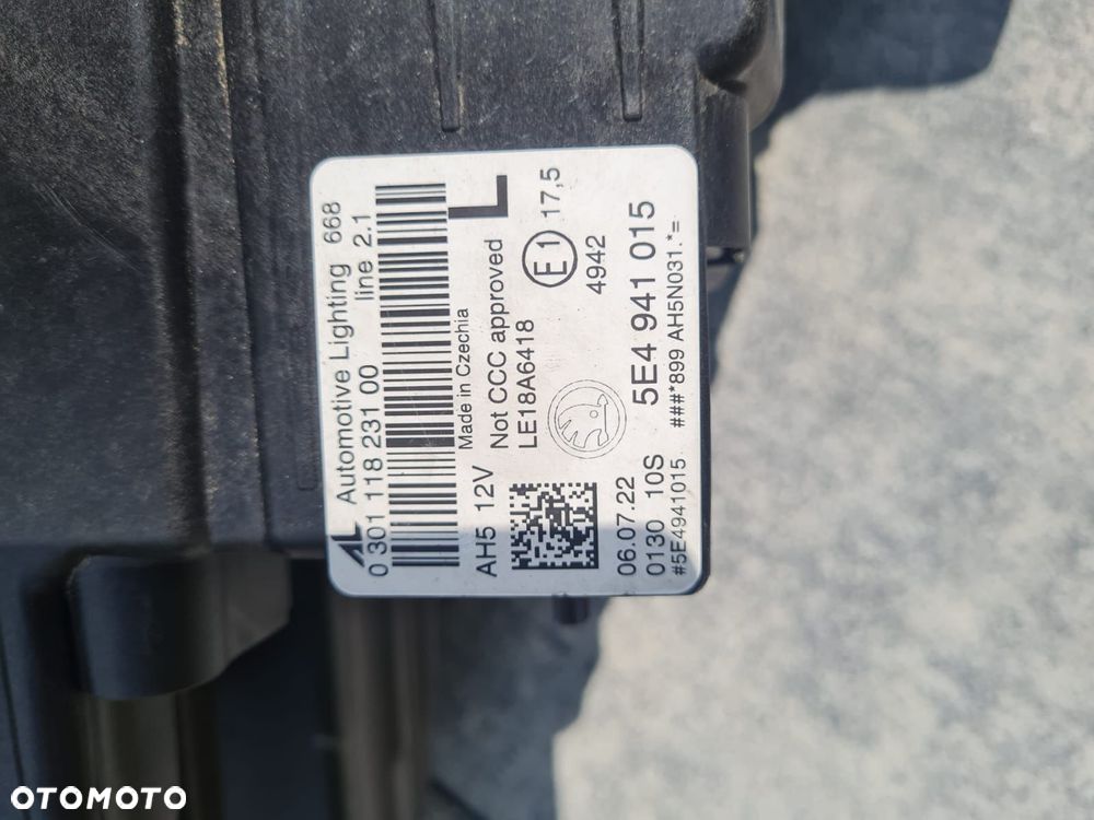 skoda octavia iv 4 kompletne lampy przód full led 5e4941015 5e4941016 - 15