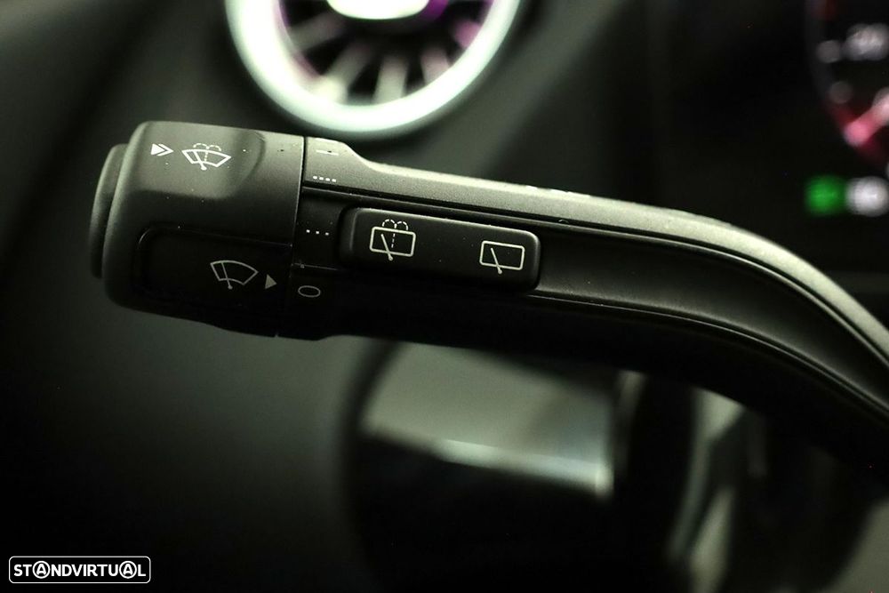 Mercedes-Benz B 250 e AMG Line - 18