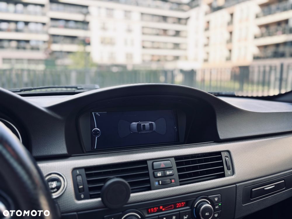 BMW Seria 3 335i M Sport Edition - 23