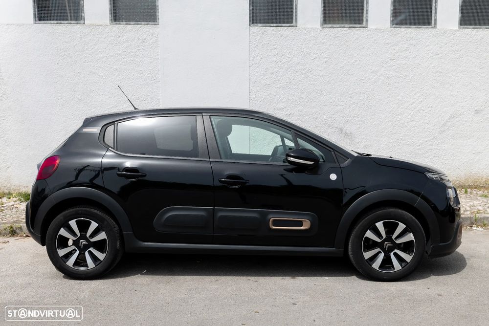 Citroën C3 1.2 PureTech Shine - 1