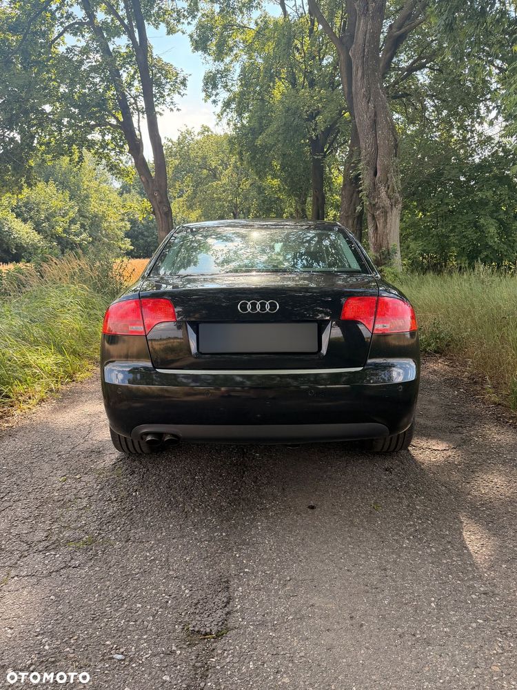 Audi A4 Limousine 2.0 TDI DPF - 8