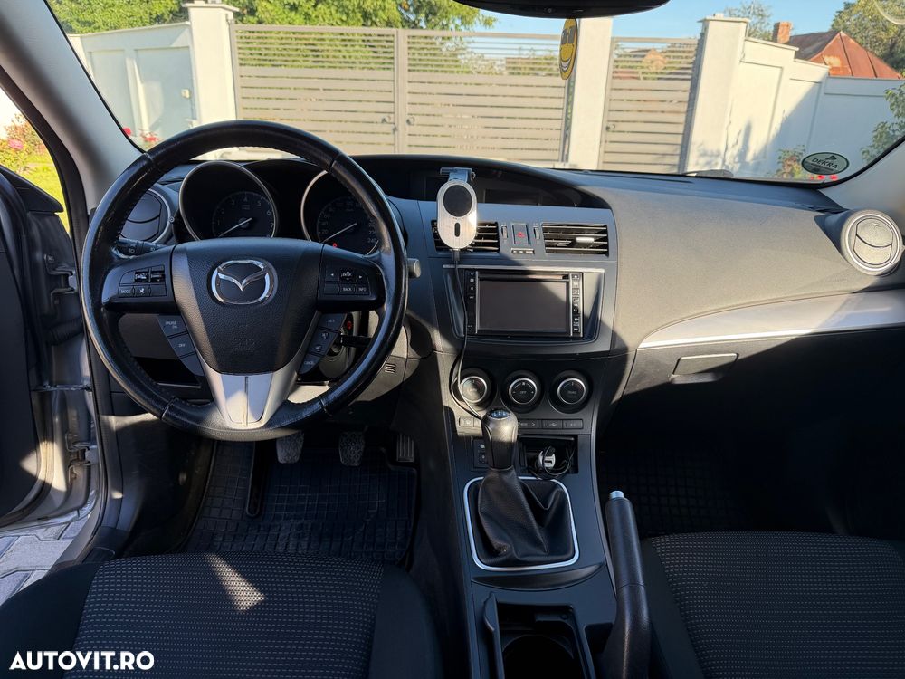 Mazda 3 - 7