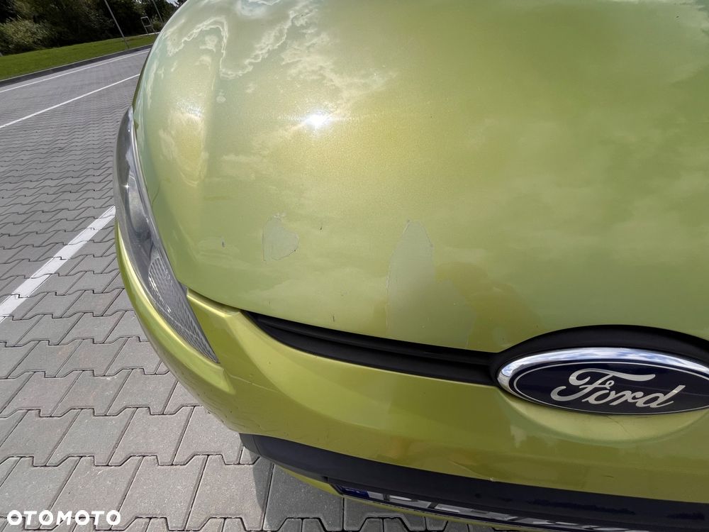 Ford Fiesta 1.6 TDCi DPF Ghia - 18