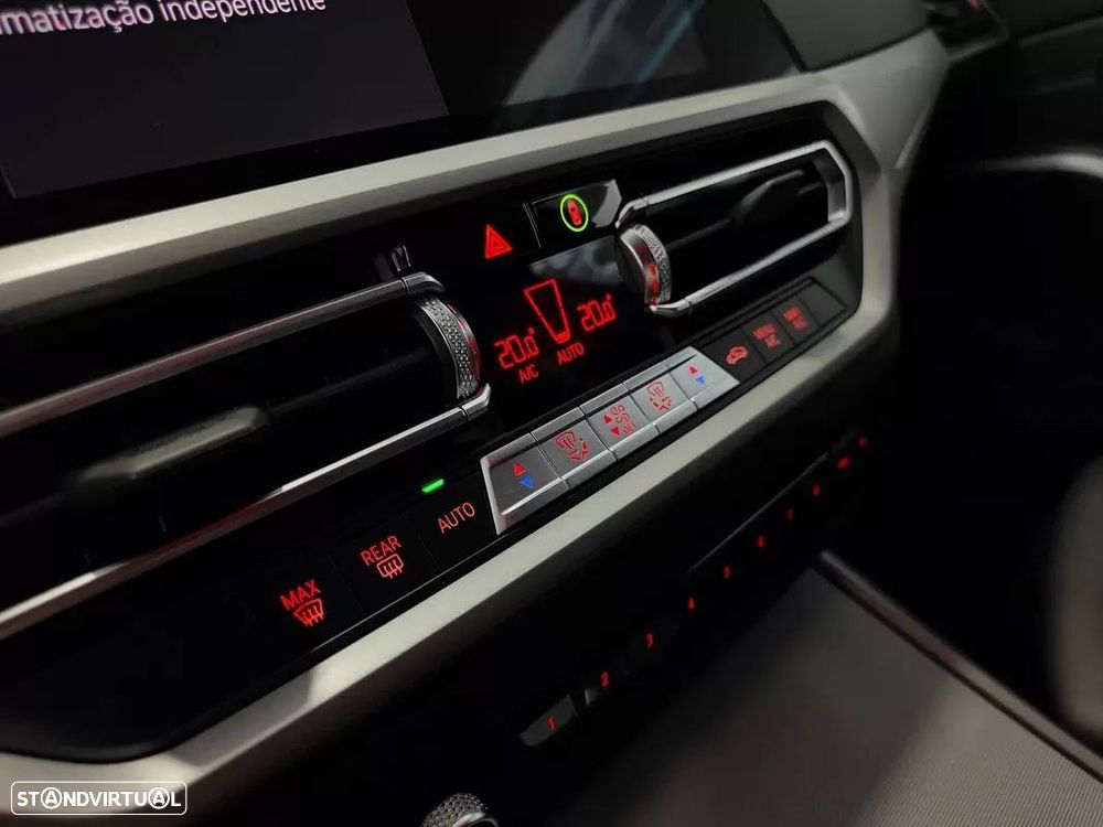 BMW 320 e Line Sport Auto — fotografia 47