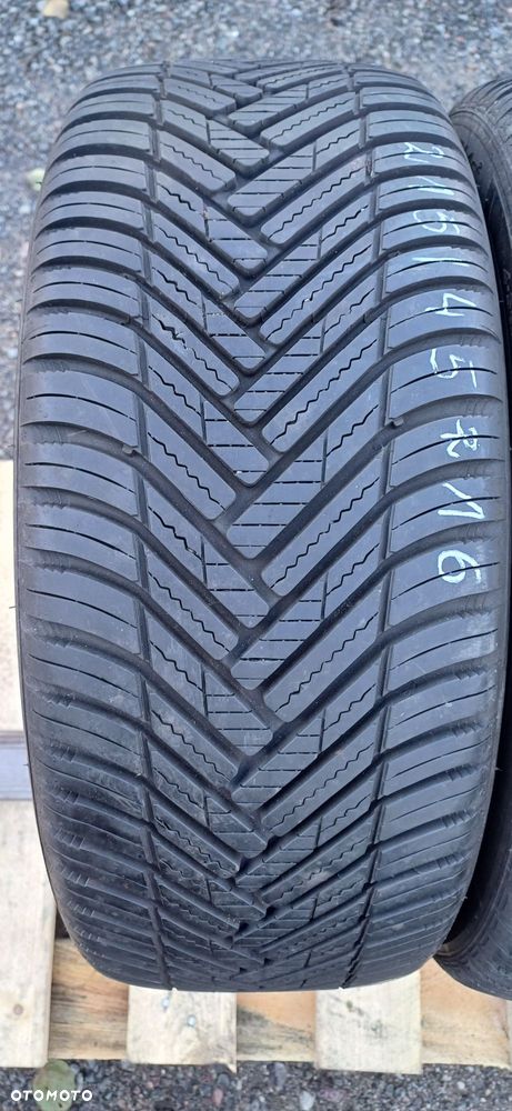 215/45R16 90V HANKOOK , dwie używane opony wielosezonowe. - 3