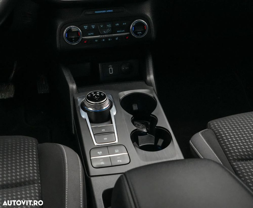 Ford Focus 1.0 EcoBoost Titanium Business - 19