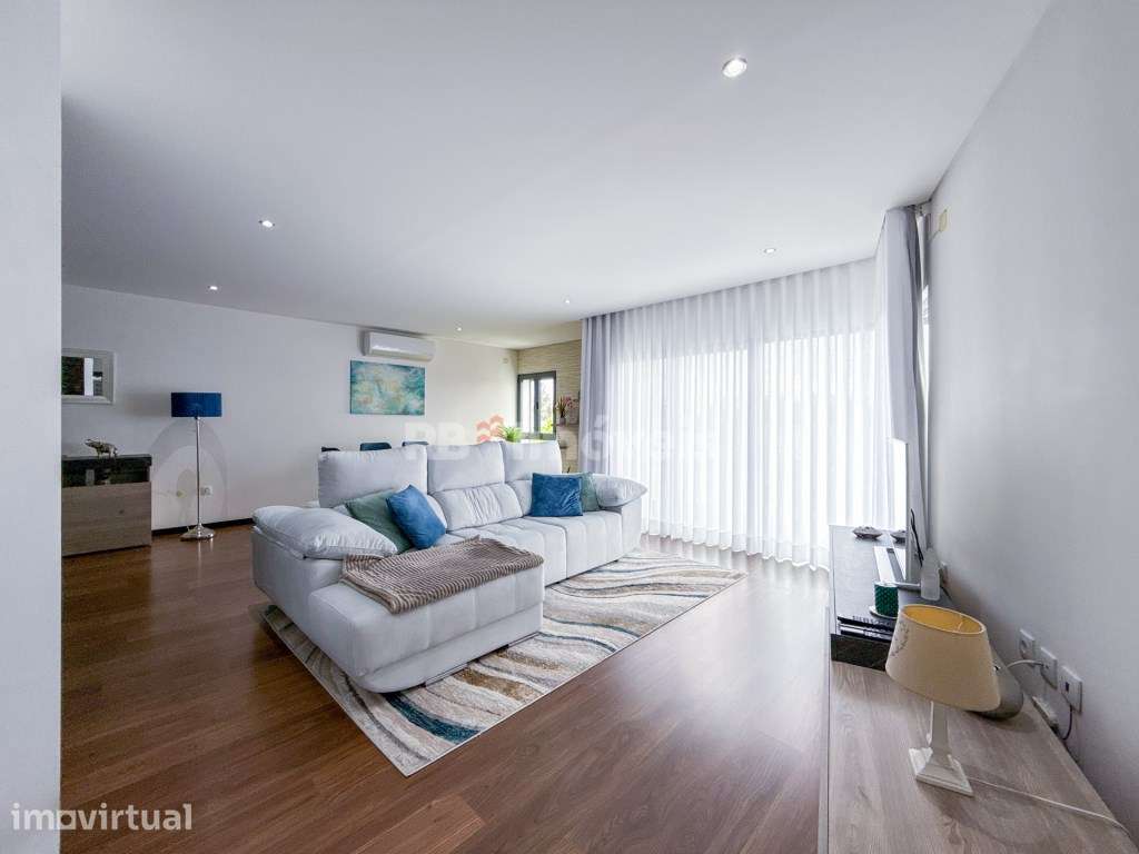 Exclusivo - Apartamento T2 Semi-Novo na Zona Norte do Entroncamento - Grande imagem: 2/50