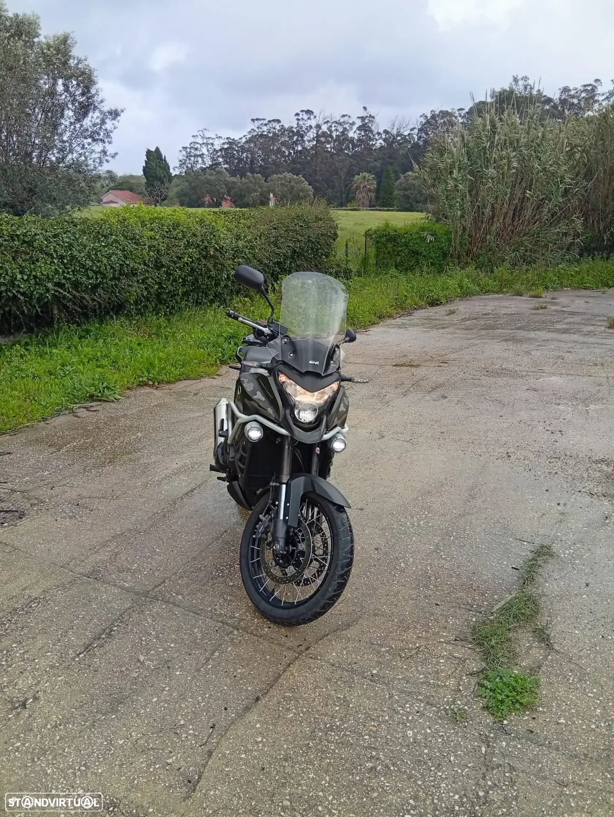 Honda VFR - 6