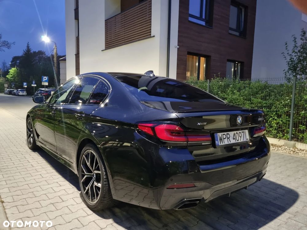 BMW Seria 5 520d xDrive MHEV M Sport sport - 3