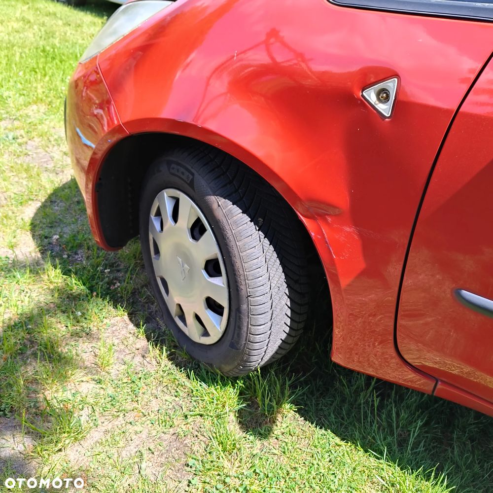 Mitsubishi Colt - 11
