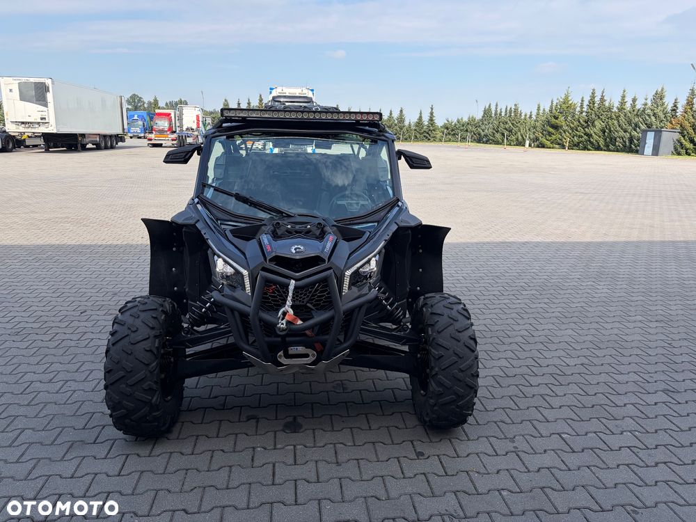 Can-Am Maverick - 3