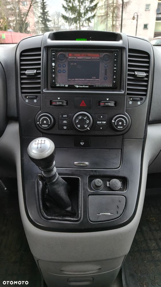 Kia Carnival 2.9 CRDi Tour - 10