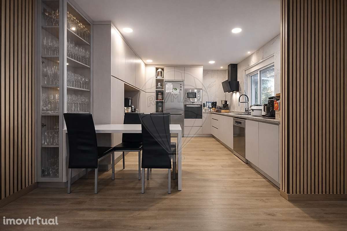 Moradia T4 para venda - Grande imagem: 2/22