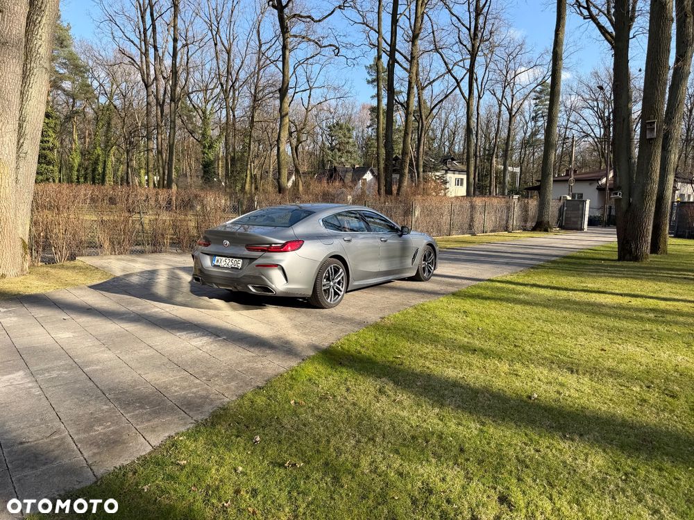 BMW Seria 8 - 7