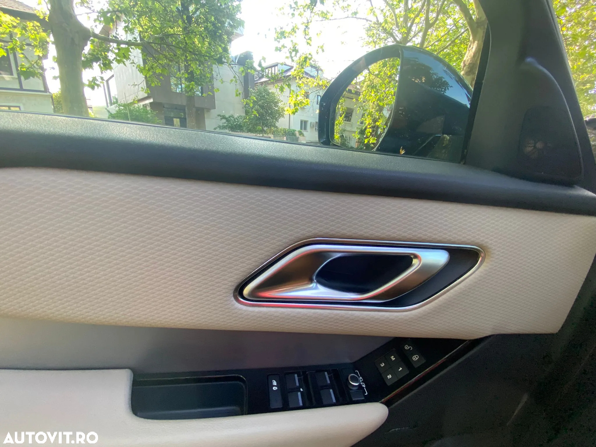Land Rover Range Rover Velar 2.0 R-Dynamic - 18