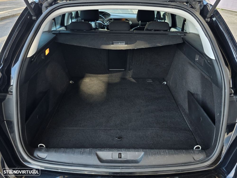 Peugeot 308 SW 1.5 BlueHDi Style - 27