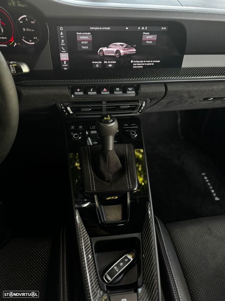 Porsche 911 (992) GT3 PDK - 31