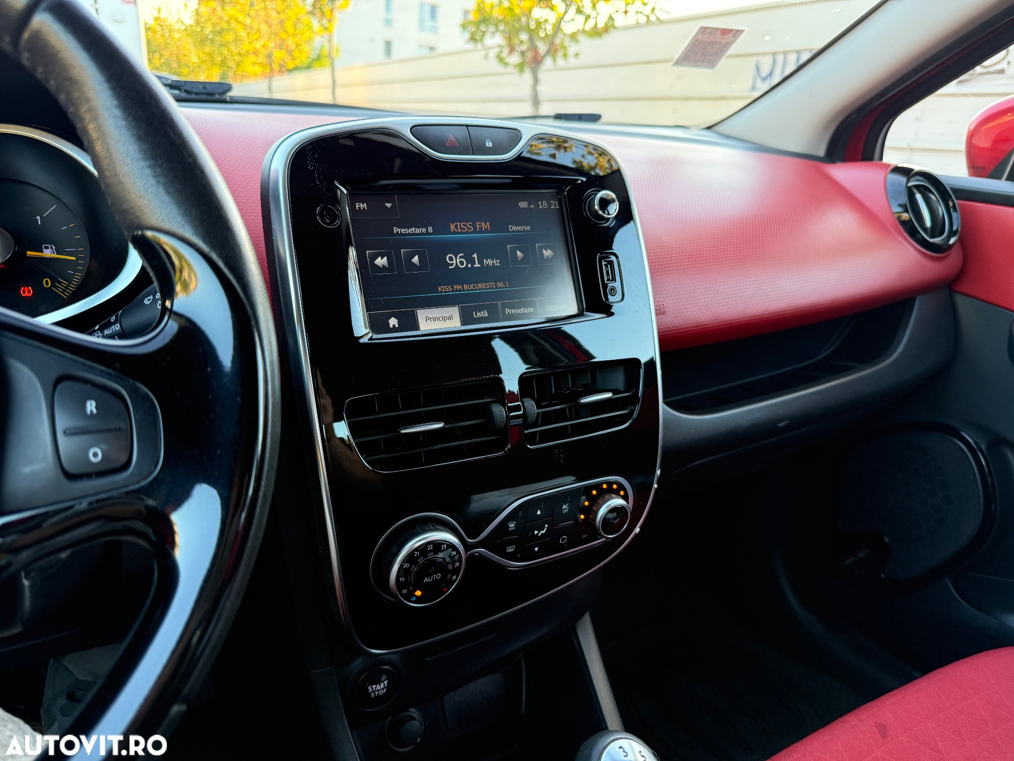 Renault Clio IV 0.9 TCe Authentique - 7