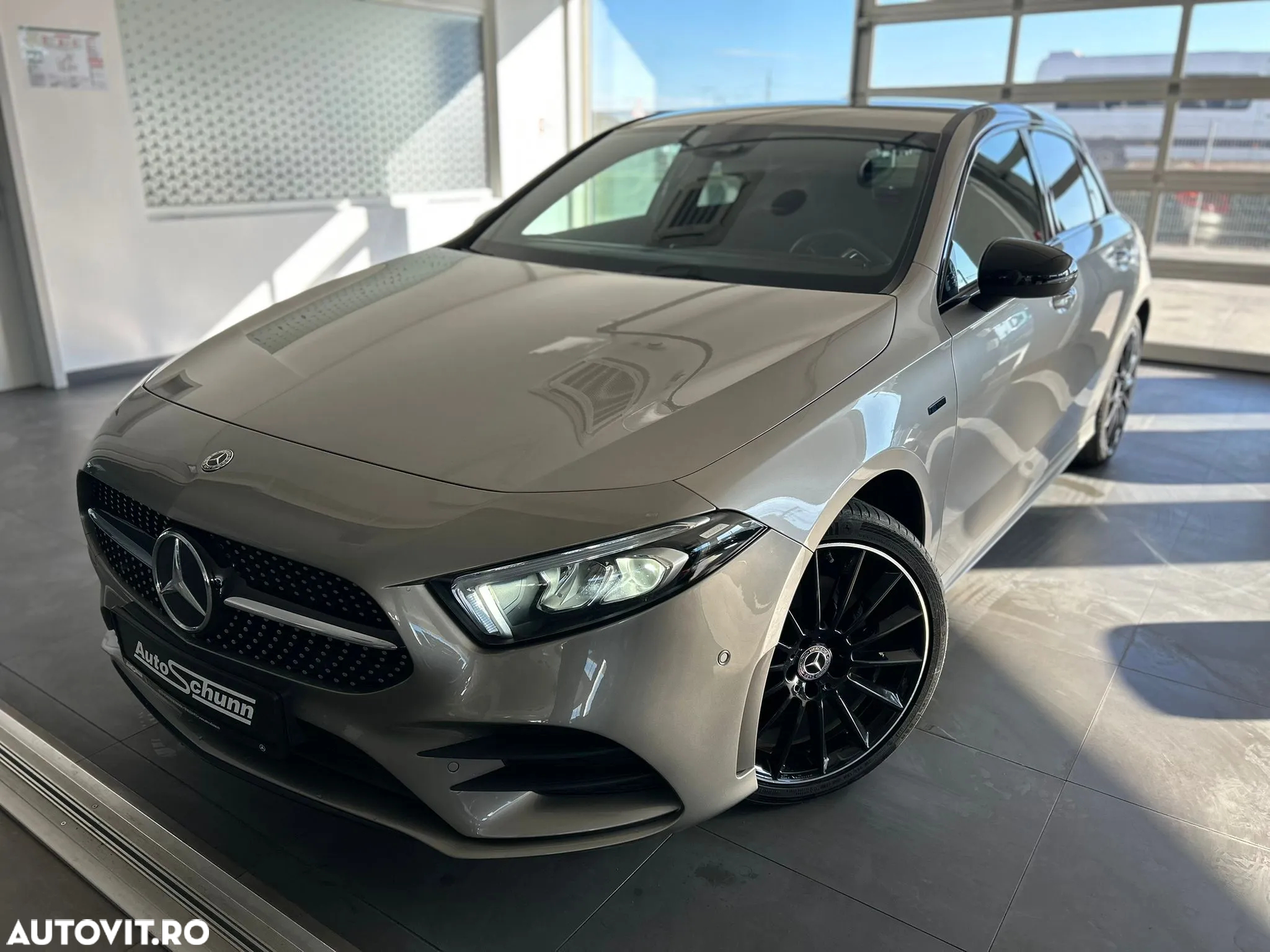 Mercedes-Benz A 250 e 8G-DCT AMG Line Advanced Plus - 5