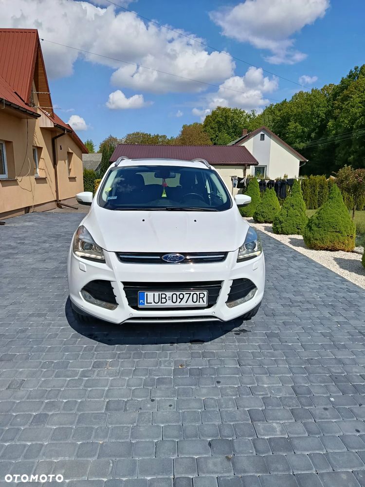 Ford Kuga - 1