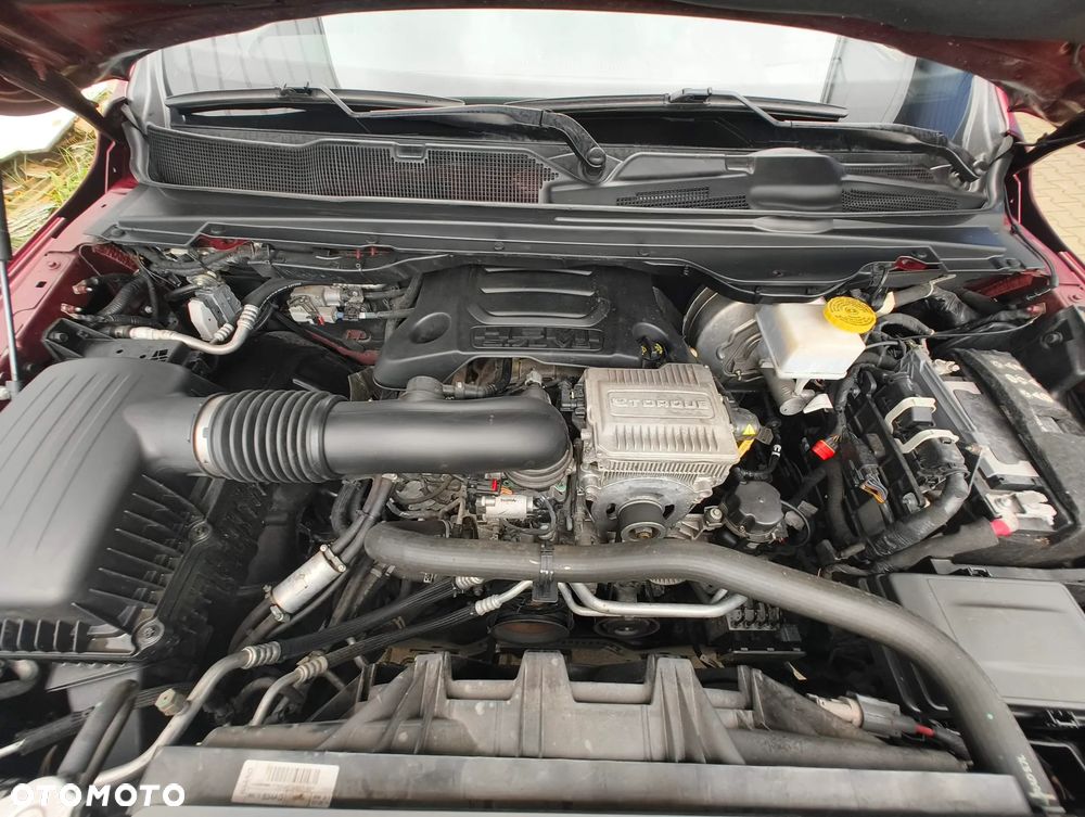 RAM 1500 5.7 Crew Cab Limited - 33