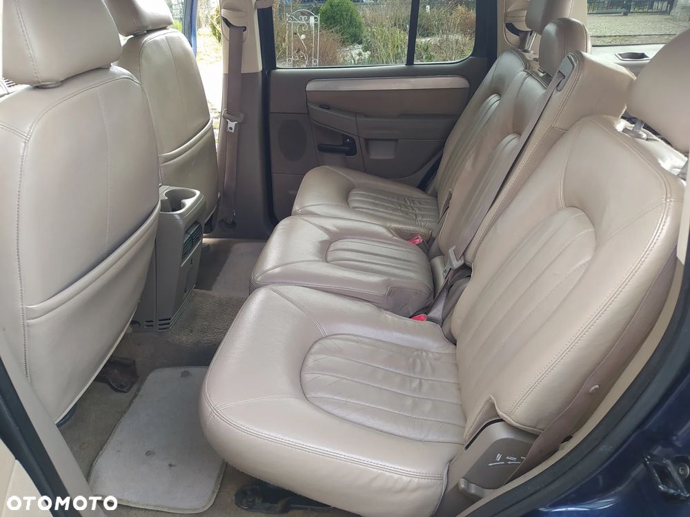Mercury Mountaineer - 12