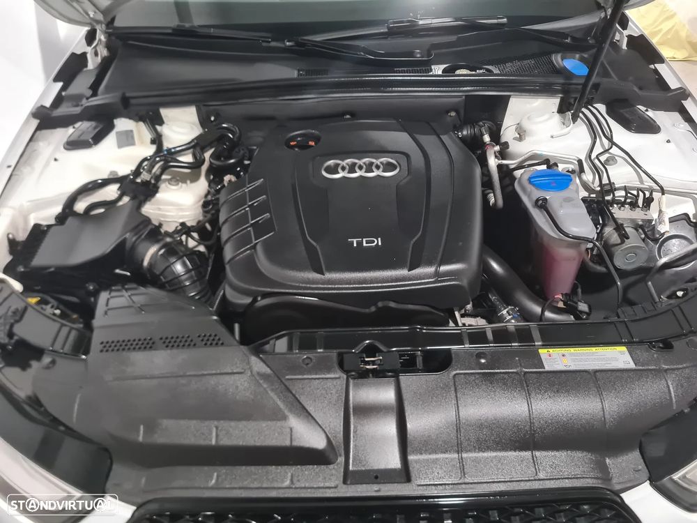 Audi A4 Avant 2.0 TDI DPF clean S line Sport Pack - 8