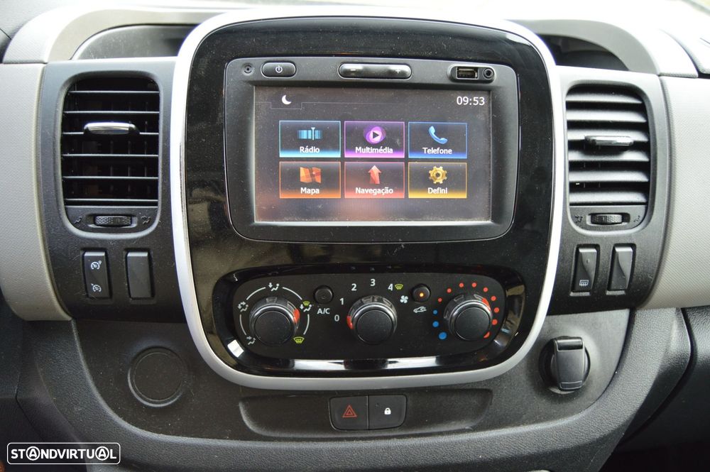 Renault Trafic Outro - 15