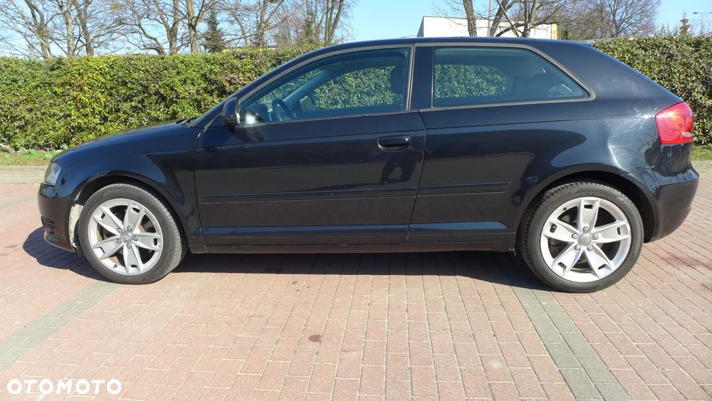 Audi A3 3-drzwiowe 2.0 TDI DPF Quattro Ambition - 8
