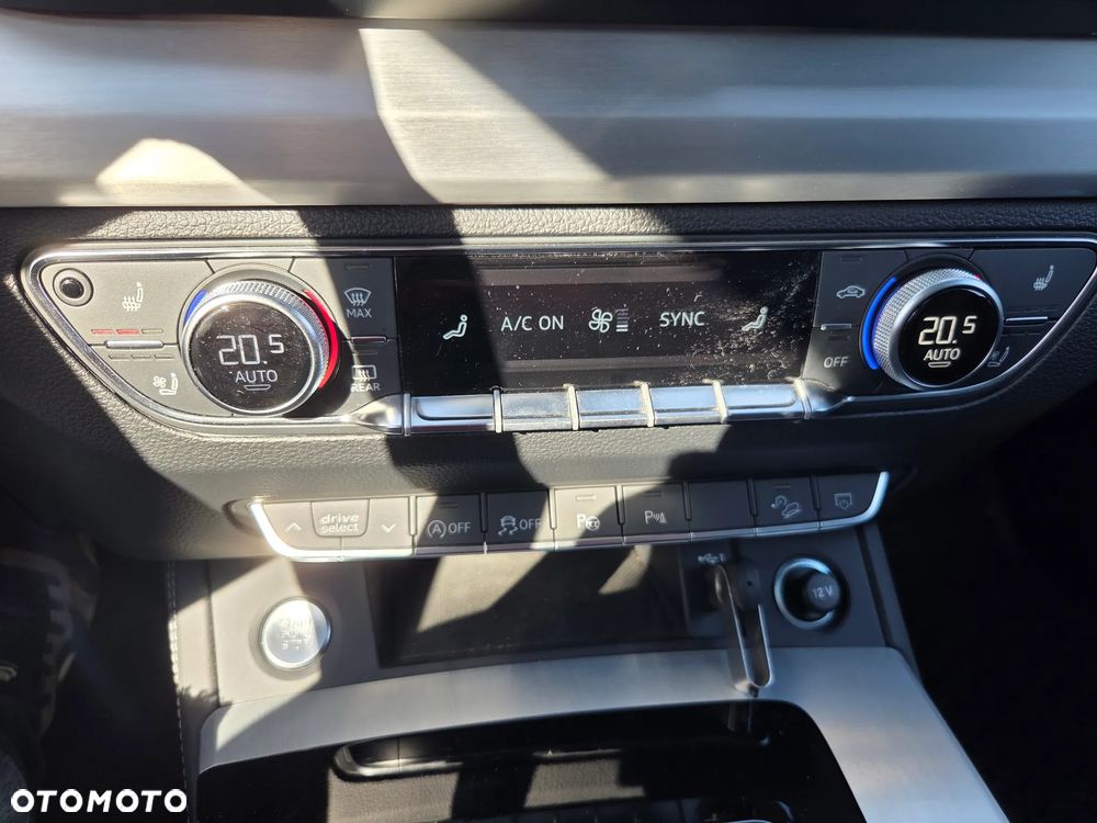 Audi Q5 45 TFSI quattro S tronic S line - 31