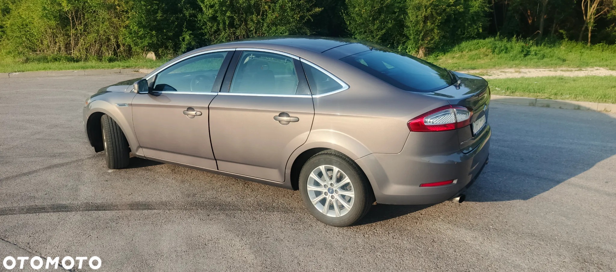 Ford Mondeo 2.0 EcoBoost Titanium - 9