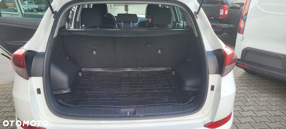 Hyundai Tucson 1.6 GDI BlueDrive Comfort 2WD - 13
