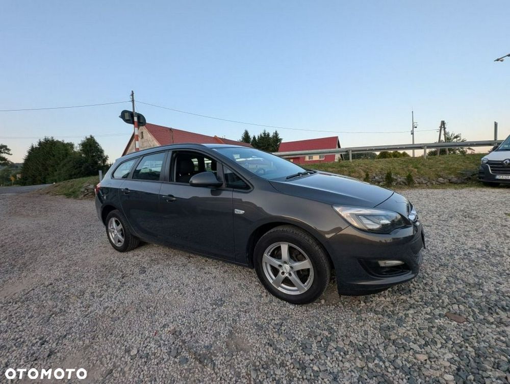 Opel Astra - 4