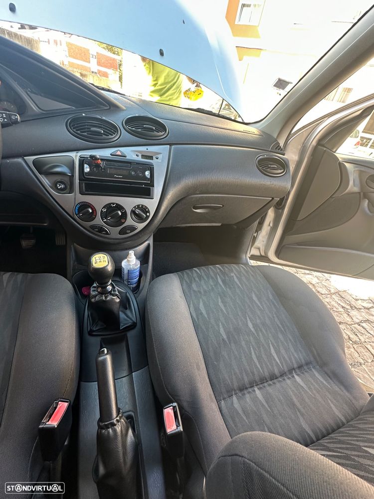 Ford Focus 1.8 TDCi Ghia - 15