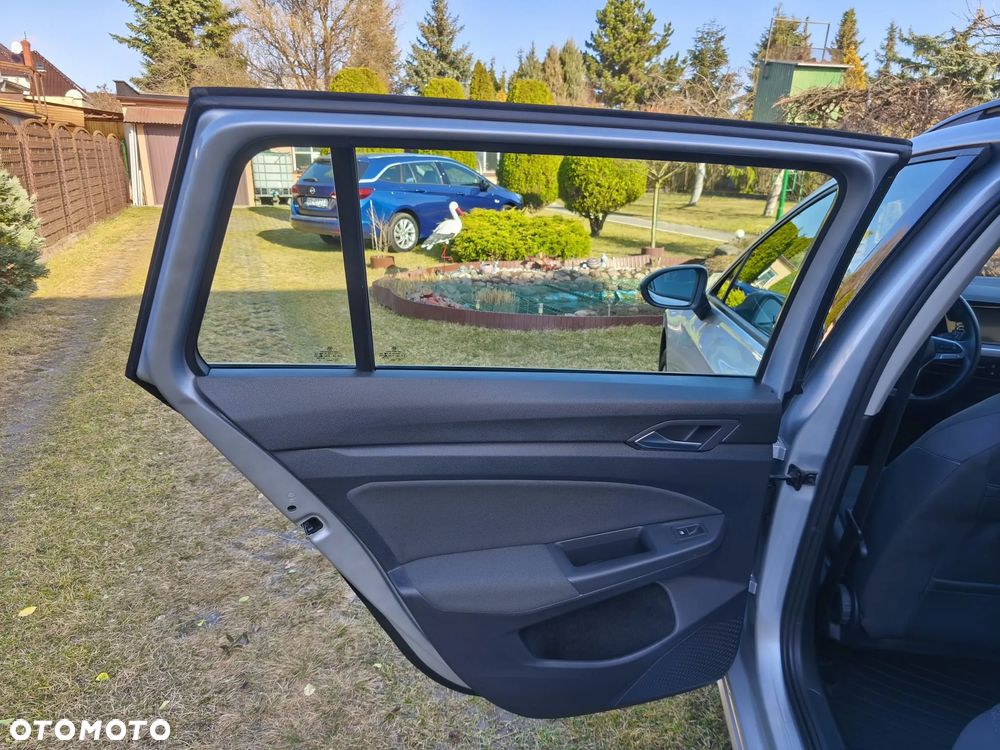 Volkswagen Golf 2.0 TDI Life - 20