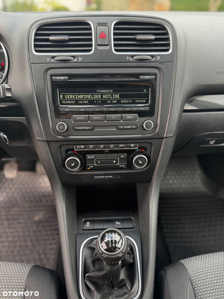 Volkswagen Golf - 17