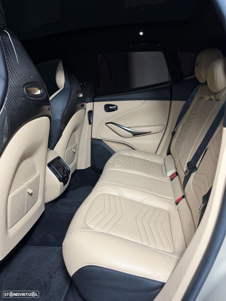 Aston Martin DBX 4.0 Twin-Turbo V8 - 15