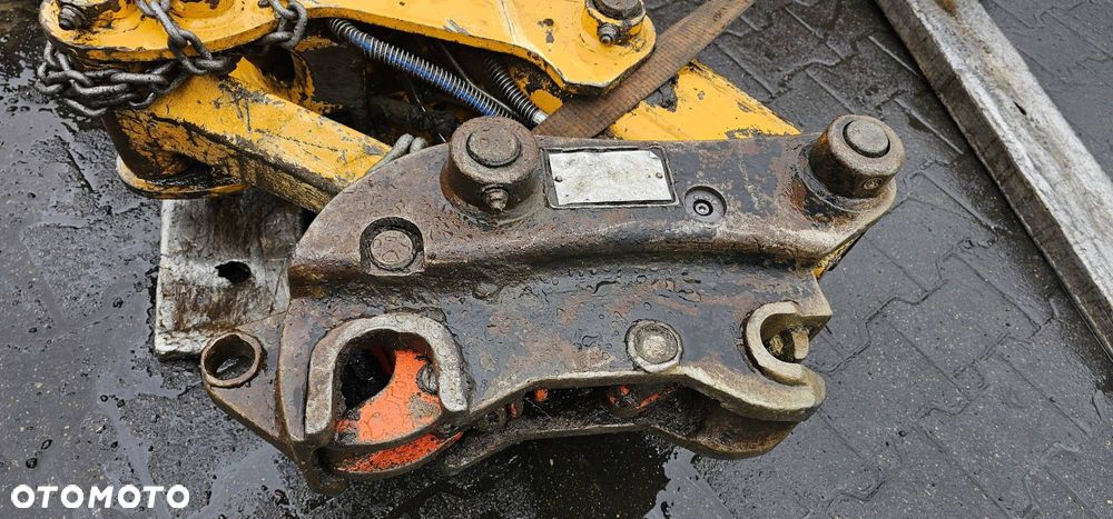 RAMIE ŁADOWARKA JCB 3CX 2015 - 5