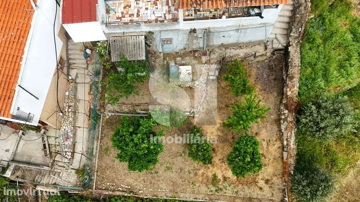 Moradia T4 - Grande imagem: 2/24