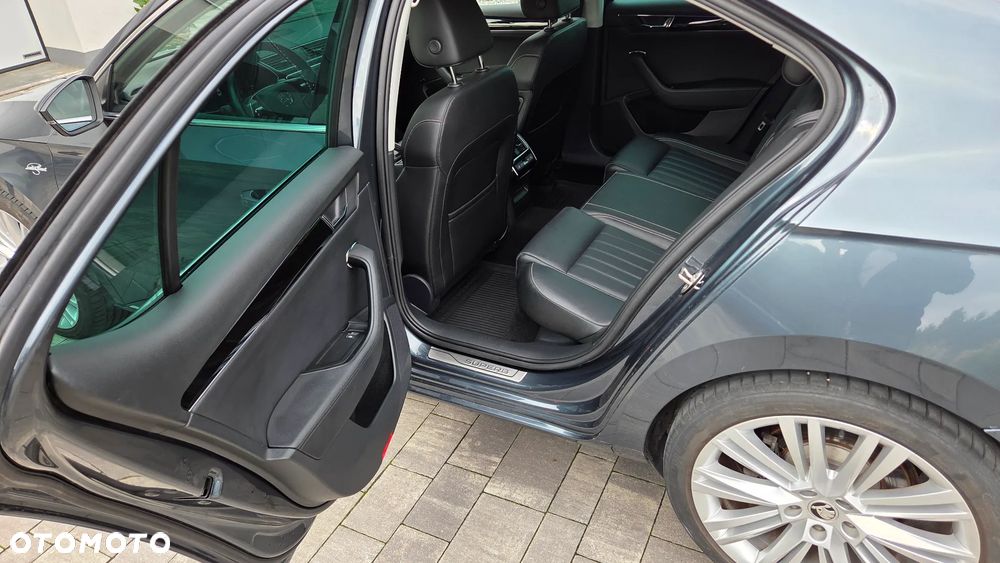 Skoda Superb 2.0 TDI SCR 4x4 L&K DSG - 7