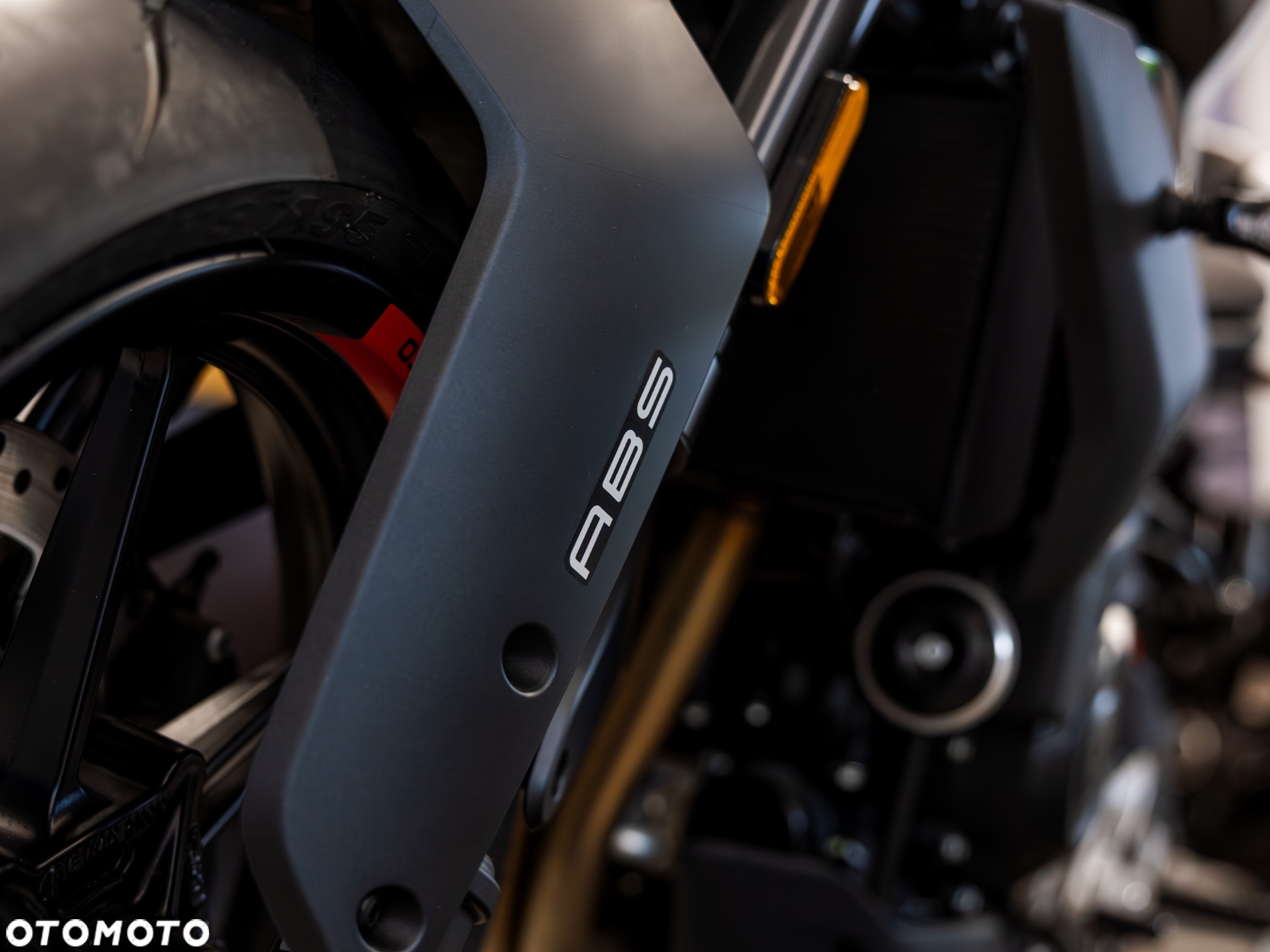 CFMoto NK - 9