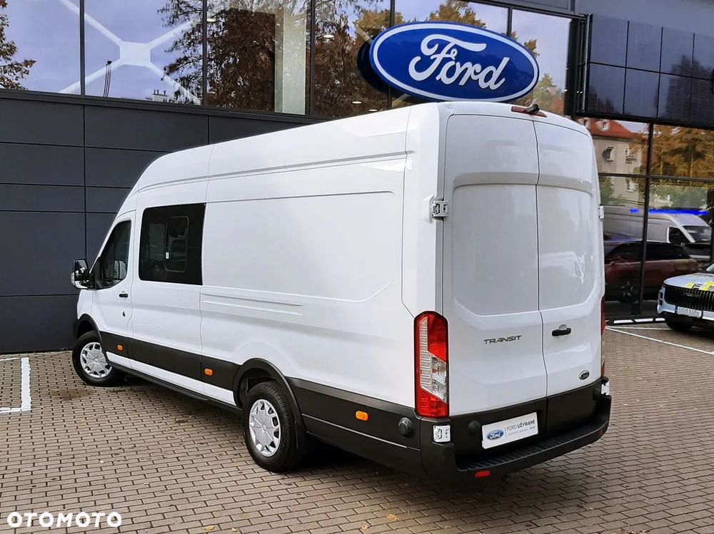 Ford Transit - 11