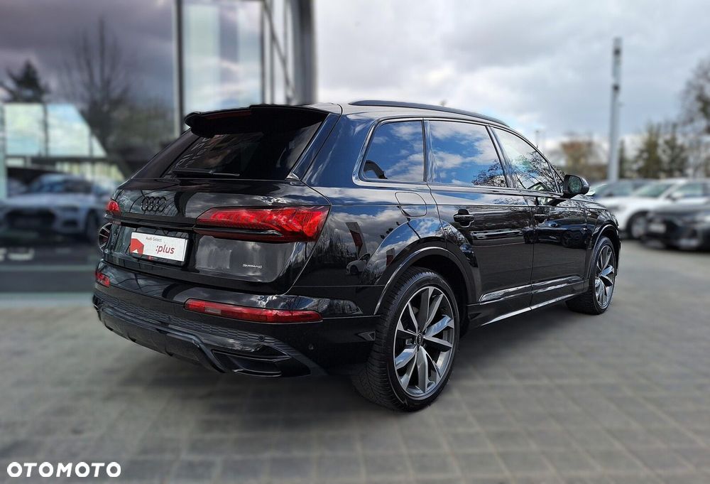 Audi Q7 - 36
