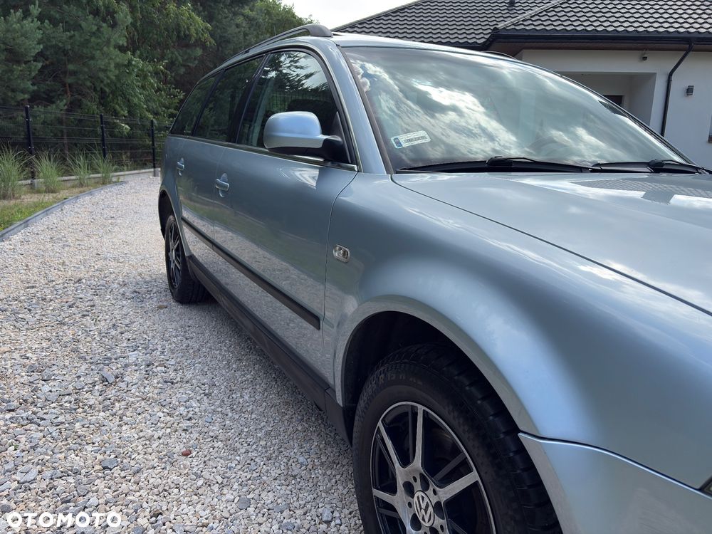 Volkswagen Passat - 12