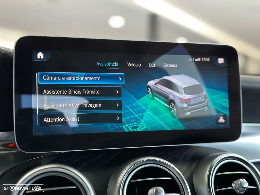 Mercedes-Benz GLC 200 d 4Matic 9G-TRONIC AMG Line - 43