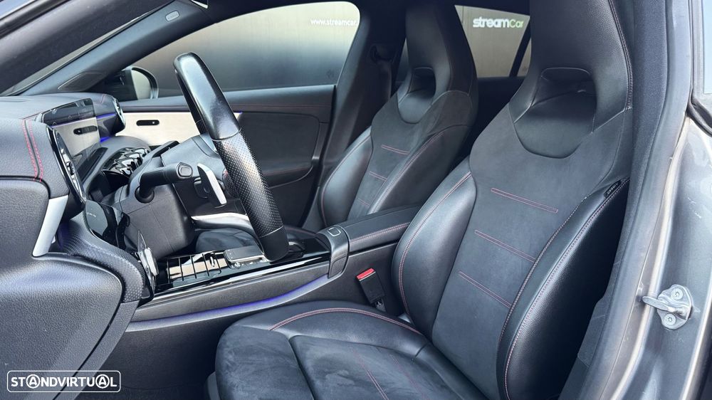 Mercedes-Benz CLA 200 d Shooting Brake 8G-DCT AMG Line - 12