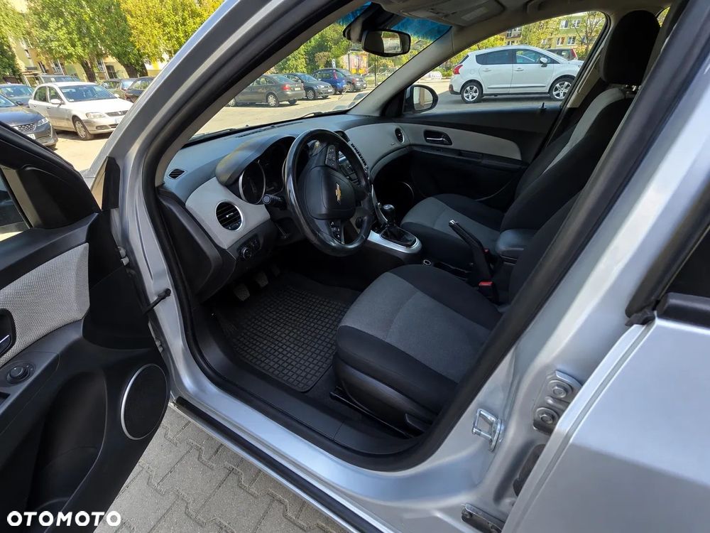 Chevrolet Cruze - 2