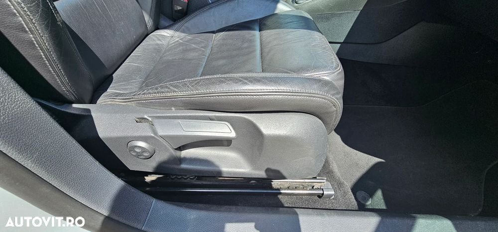 Volkswagen Golf 2.0 TDI DPF DSG Highline - 6