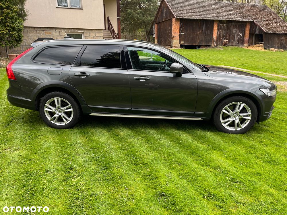 Volvo V90 Cross Country D4 AWD Geartronic - 3