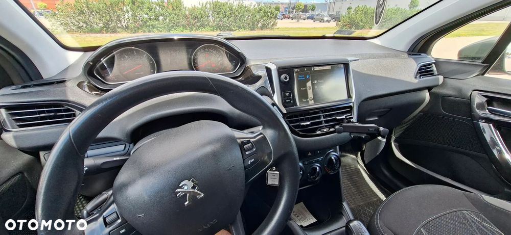 Peugeot 208 1.4 HDi Access - 10